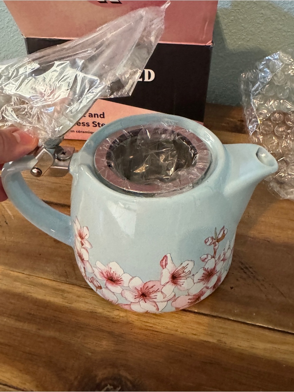 NWT Alfred Light Blue Ceramic Teapot with Pink Floral Pattern and Infuser